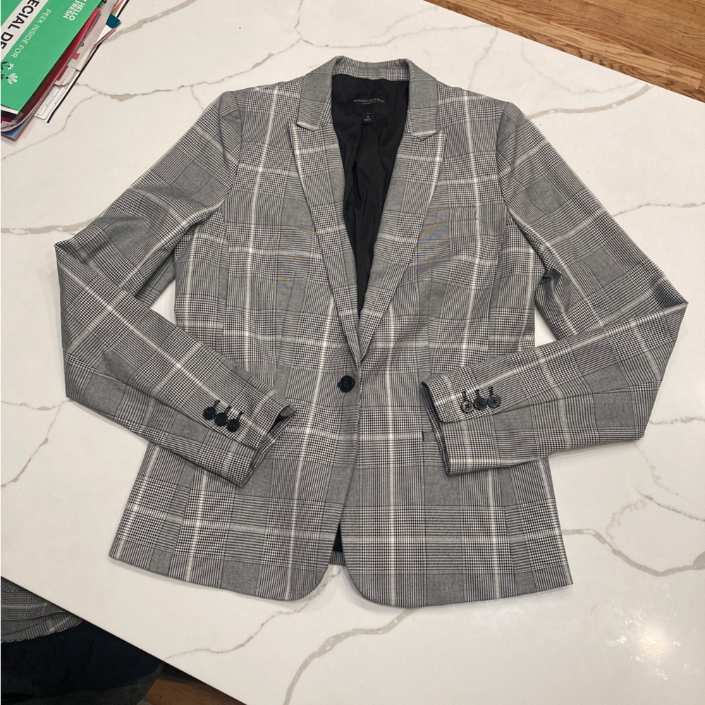 Banana Republic houndstooth blazer
